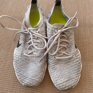 Nike Women's Gray Knit Sneakers